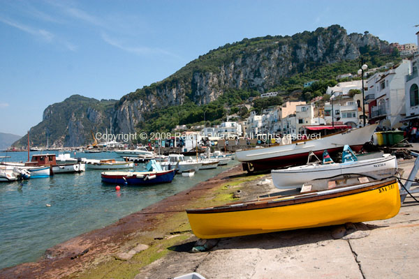 Capri Harbor